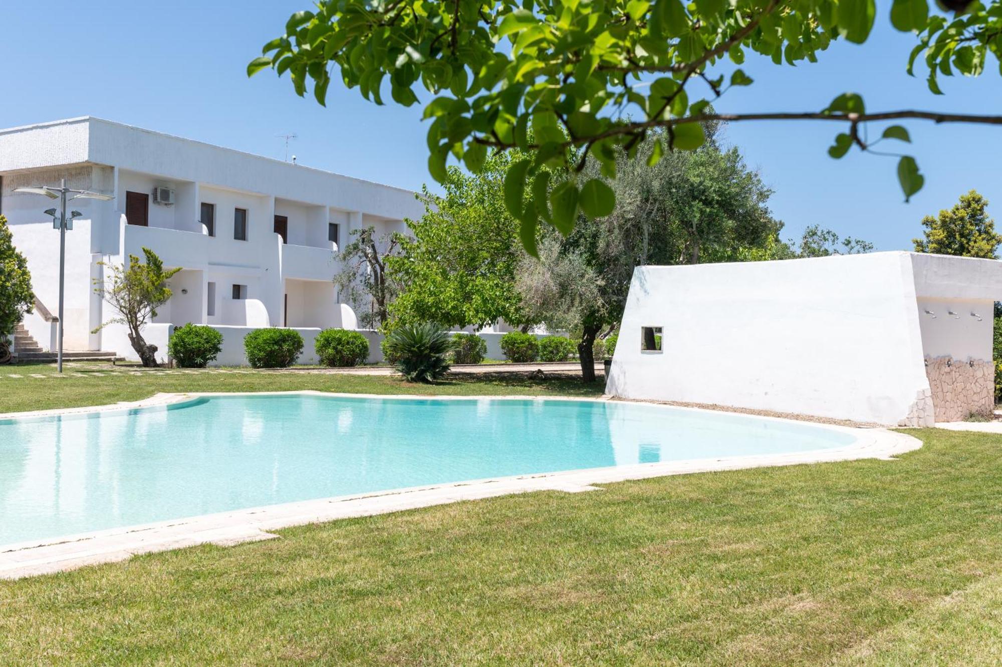 Relais Porta Del Sud Hotell Ostuni Exteriör bild