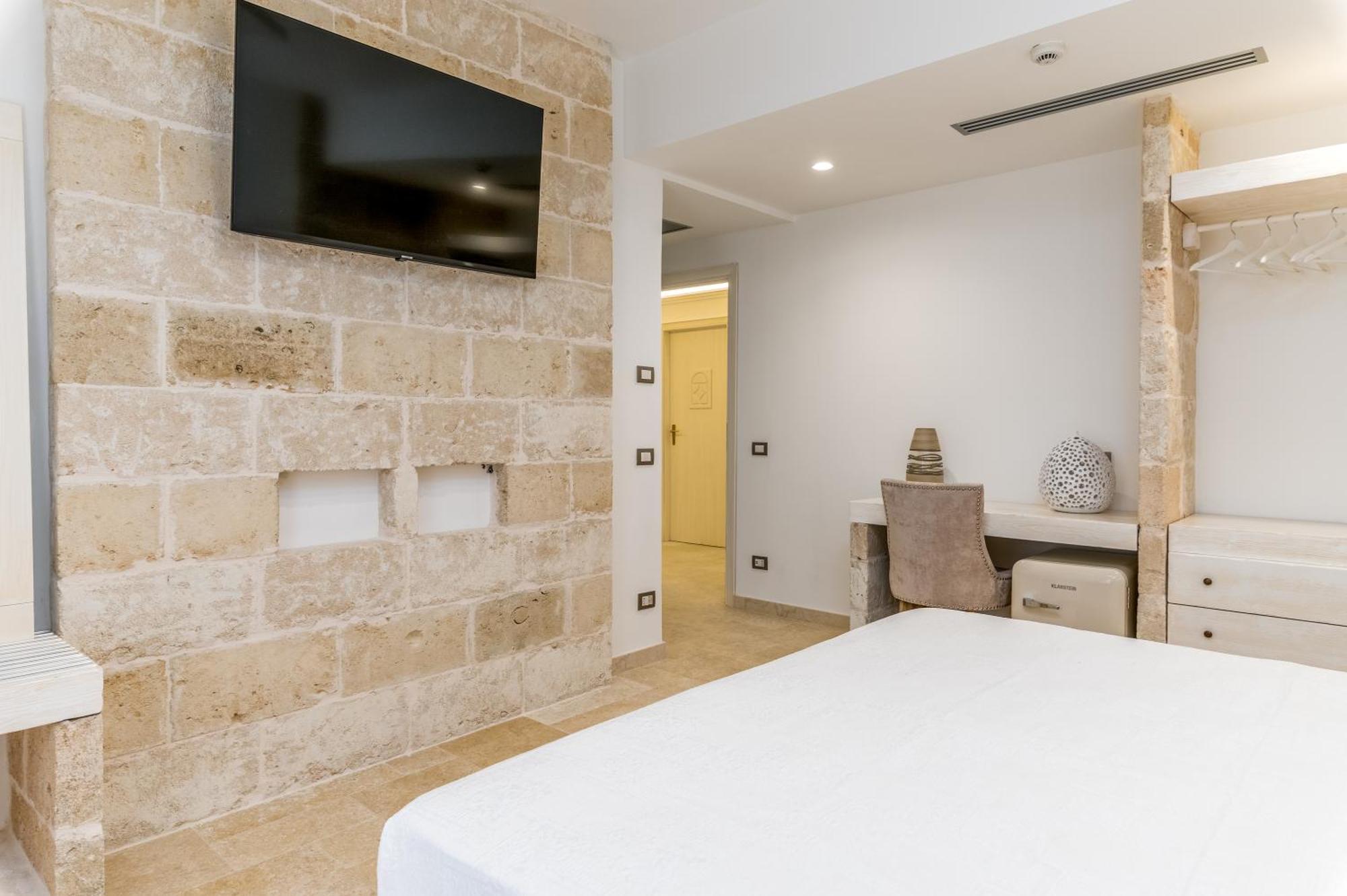 Relais Porta Del Sud Hotell Ostuni Exteriör bild