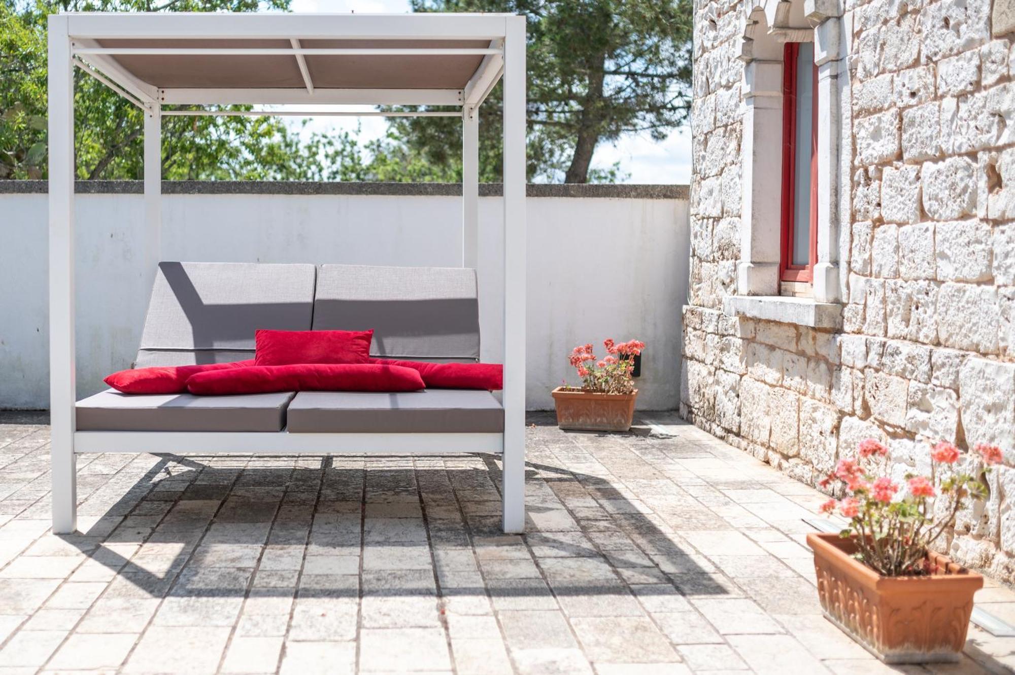 Relais Porta Del Sud Hotell Ostuni Exteriör bild